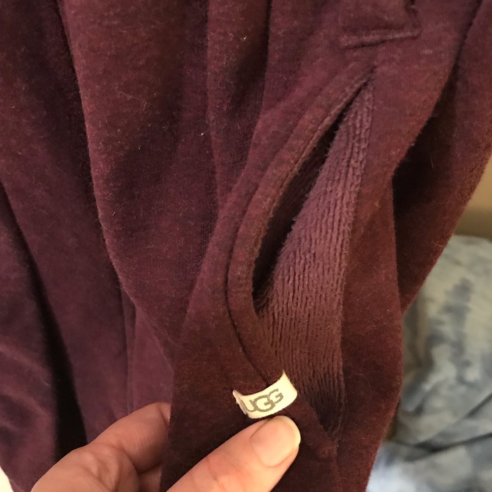 Ugg Purple Robe Size Small - Picture 8 of 9
